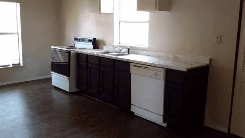 San Antonio House: 109 Gravel