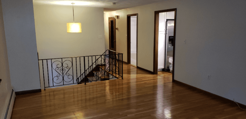 Andover House: 1 Cardinal Lane