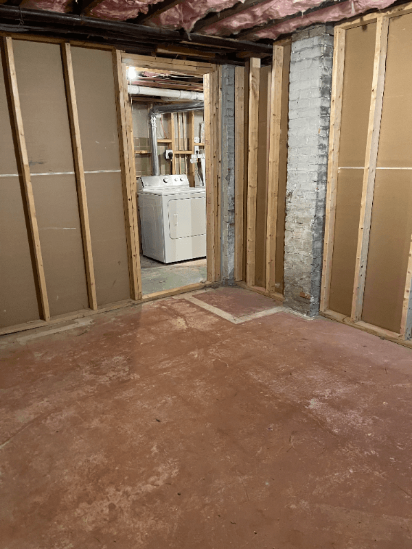 Somerville Apartment: 21 Rossmore St