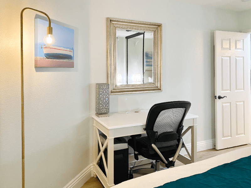 San Diego Condo: 3955 Nobel Drive
