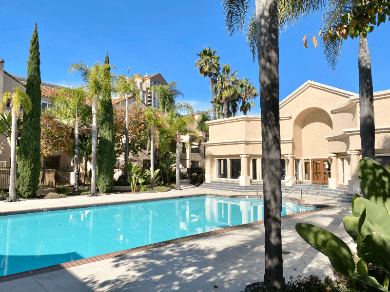 San Diego Condo: 3955 Nobel Drive
