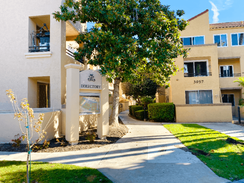 San Diego Condo: 3955 Nobel Drive