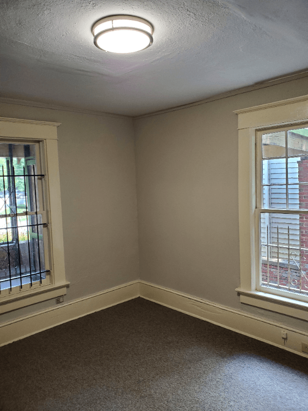 Atlanta House: 1018 Hemphill Ave NW