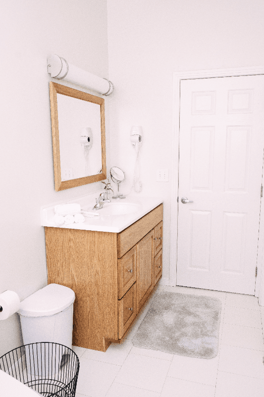 North Hollywood House: 5756 Case Ave