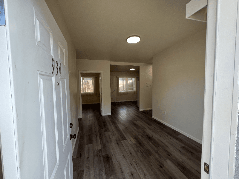 Fresno House: 934 N Van Ness Ave