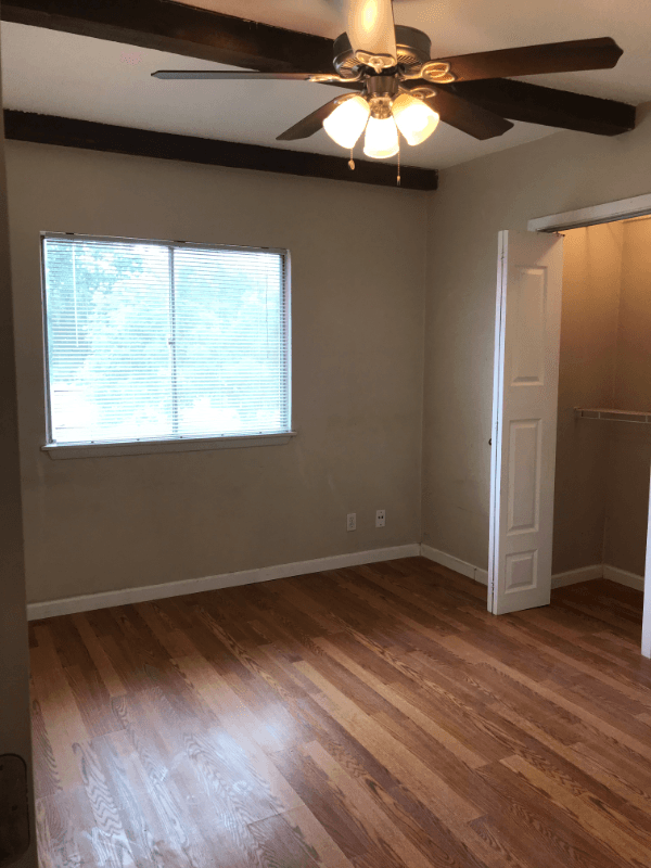 Manchaca House: 3605 Eagle Pass
