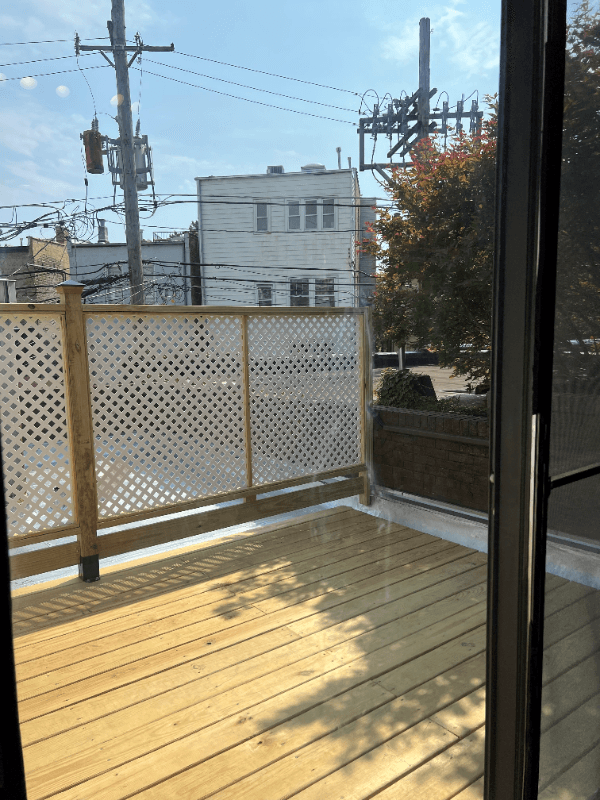 Chicago Apartment: 2233 N Lincoln Ave