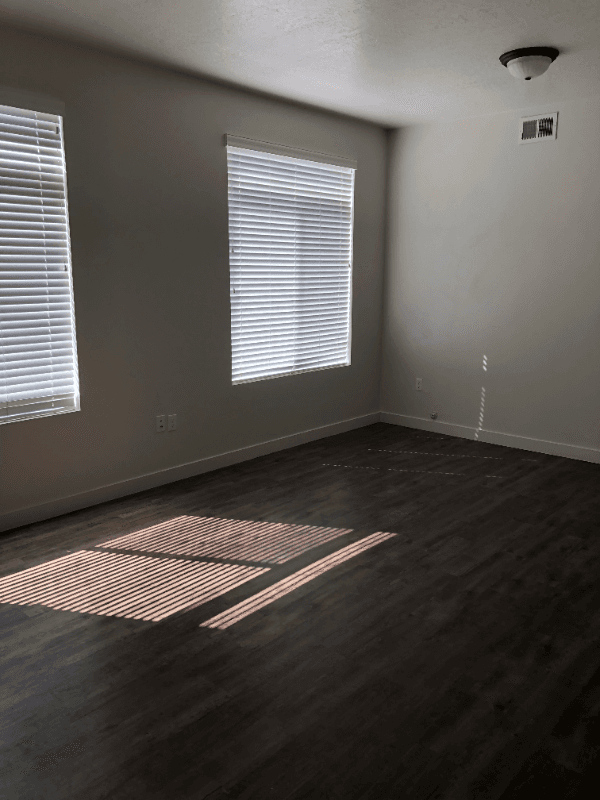 SLC Apartment: 720 S 900 W
