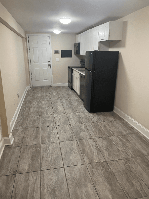 philadelphia Apartment: 1525 w girard