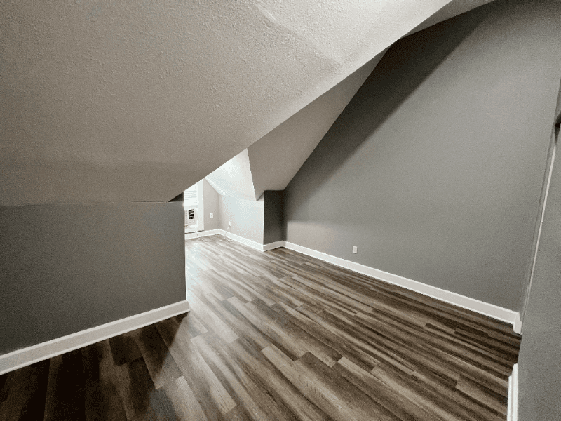 Greeley Apartment: 1617 10th Ave