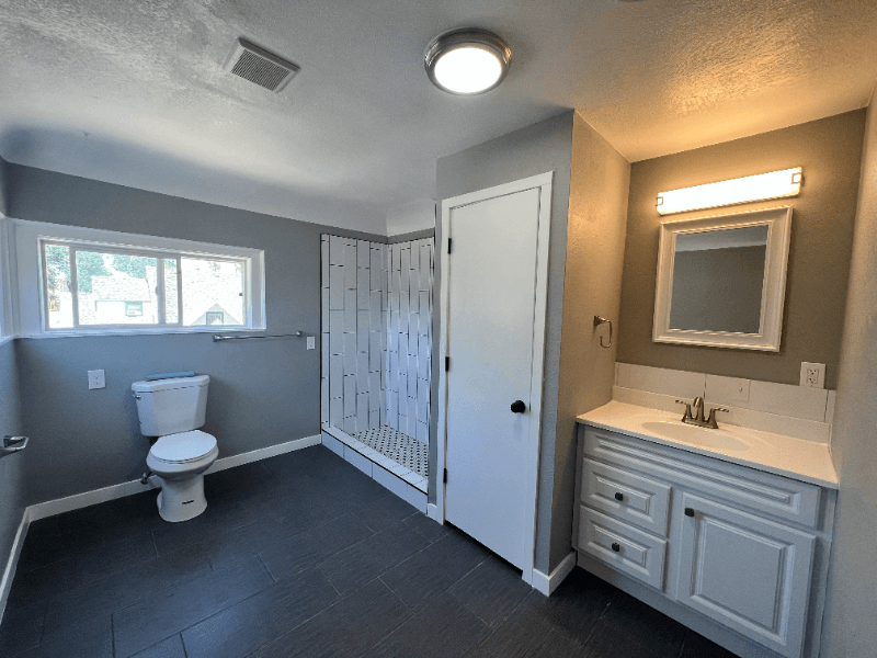 Greeley Apartment: 1427 9th Ave