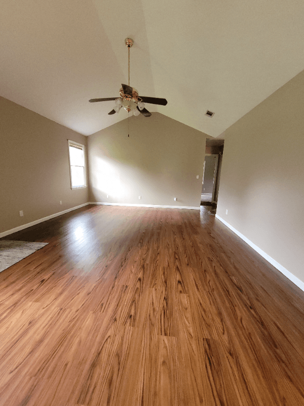 Phenix City House: 375 Lee Road 238