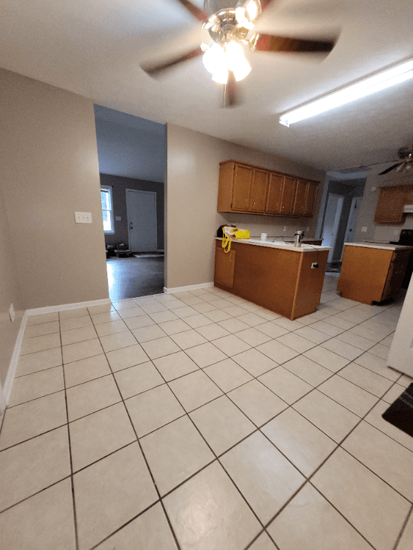 Phenix City House: 375 Lee Road 238
