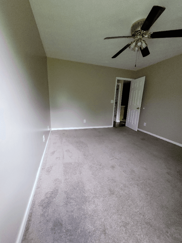 Phenix City House: 375 Lee Road 238