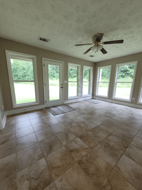 Phenix City House: 375 Lee Road 238