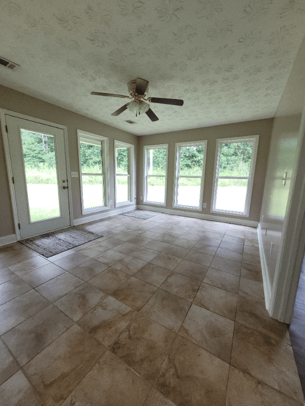 Phenix City House: 375 Lee Road 238