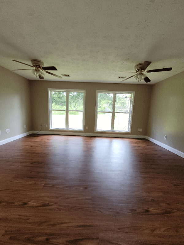 Phenix City House: 375 Lee Road 238