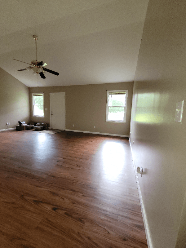 Phenix City House: 375 Lee Road 238