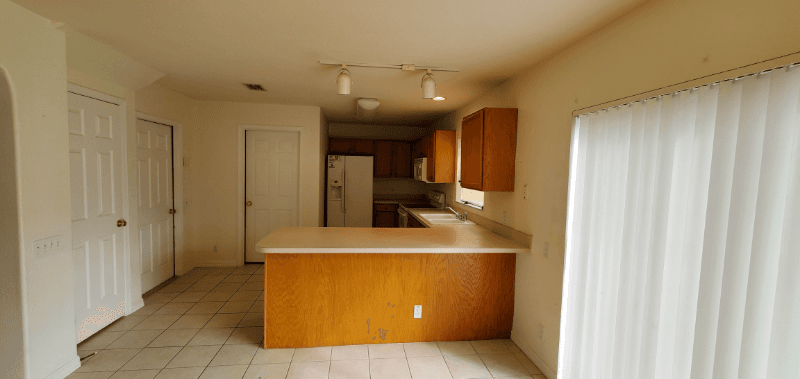 Largo Townhome: 13123 Thoroughbred Loop