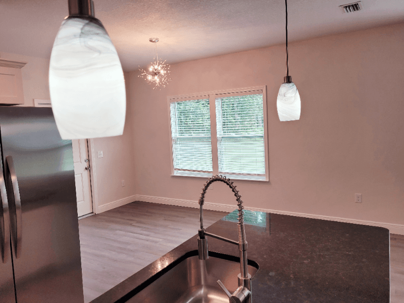 Newberry House: 556 NW 259th Ter