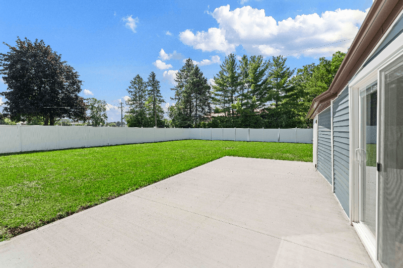 De Pere House: 621 Cook St