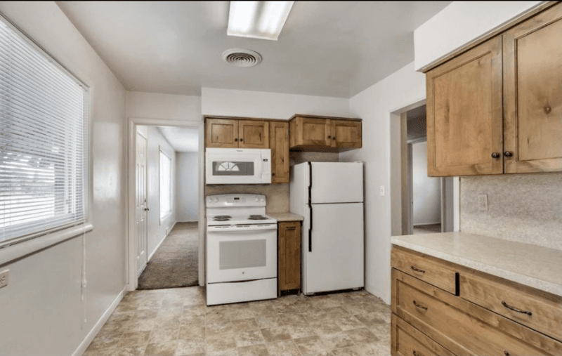 Orem House: 1370 S 800 E