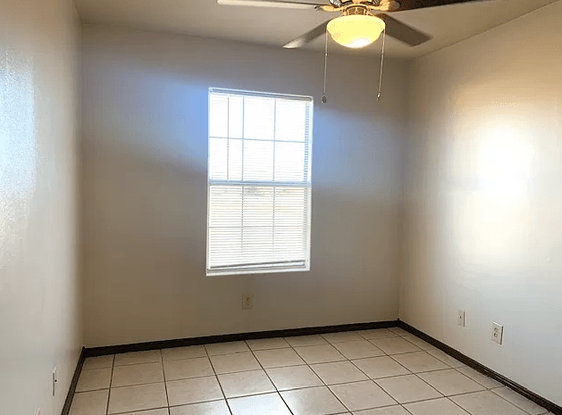 Laredo Apartment: 3112 Potomac Loop