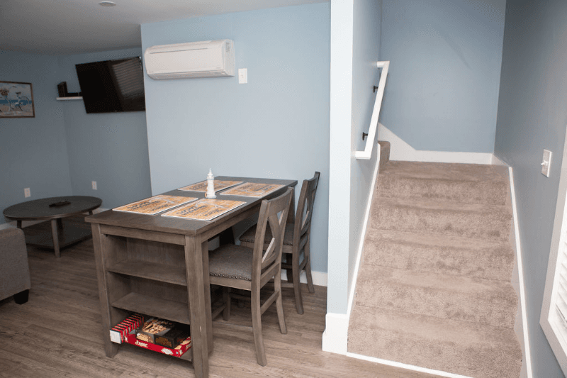 Hampton Townhome: 201 Ashworth Avenue