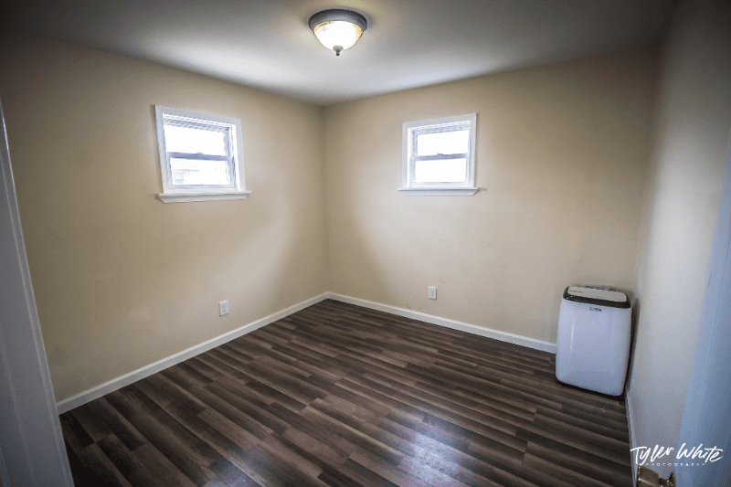 Wildwood Other: 542 W Maple Ave