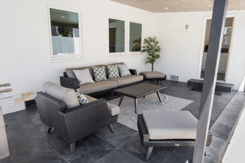 NORTH HOLLYWOOD House: 6156 MORELLA AVE