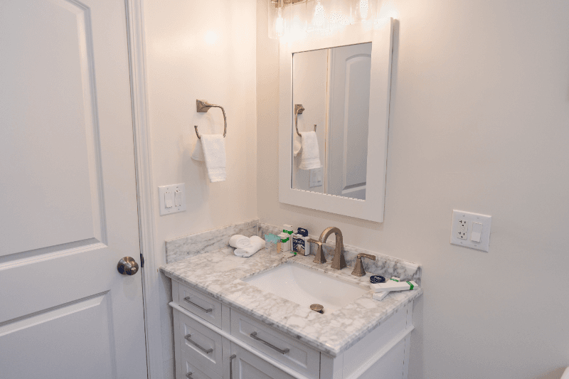 NORTH HOLLYWOOD House: 6156 MORELLA AVE