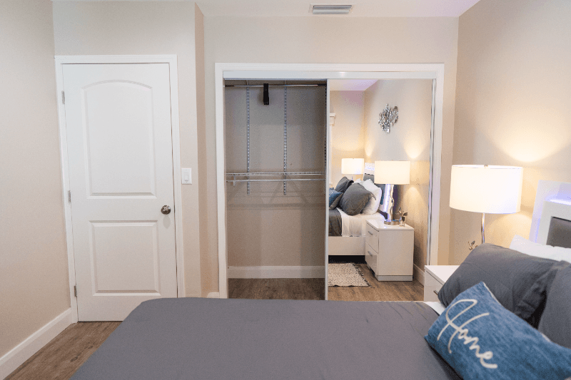 NORTH HOLLYWOOD House: 6156 MORELLA AVE