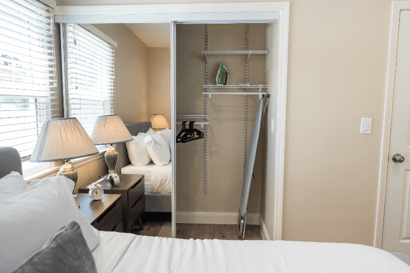 NORTH HOLLYWOOD House: 6156 MORELLA AVE