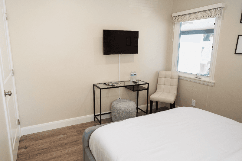 NORTH HOLLYWOOD House: 6156 MORELLA AVE