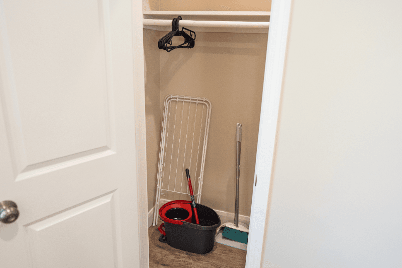 NORTH HOLLYWOOD House: 6156 MORELLA AVE