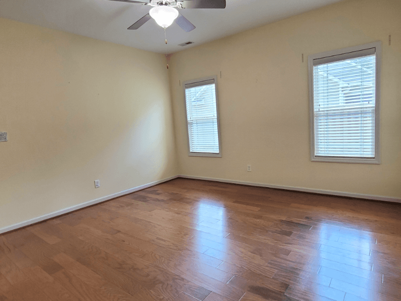 Fayetteville House: 5833 Kindley Drive