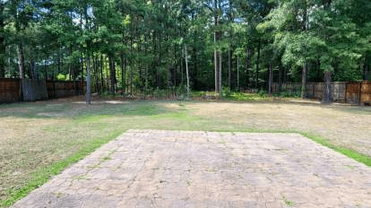 Fayetteville House: 5833 Kindley Drive