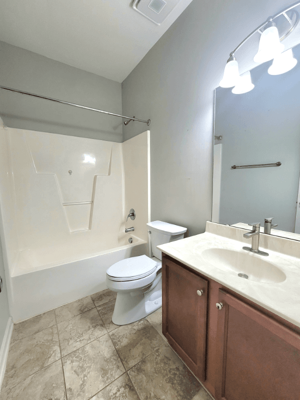 Fayetteville House: 5833 Kindley Drive