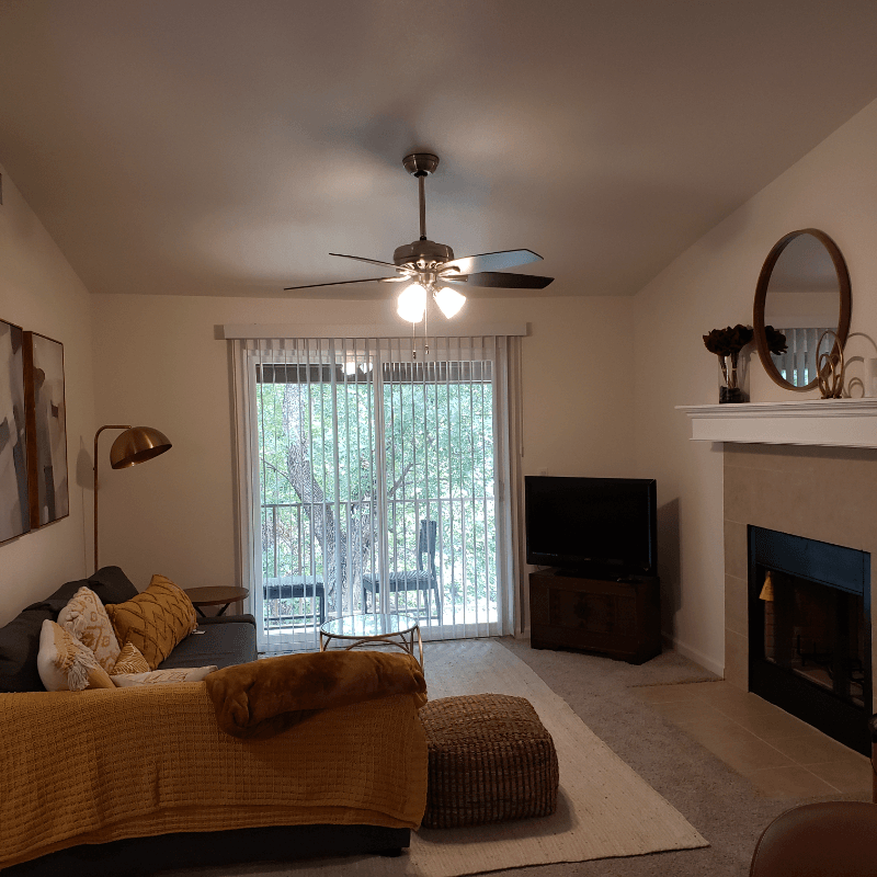 Dallas House: 6050 Melody Ln