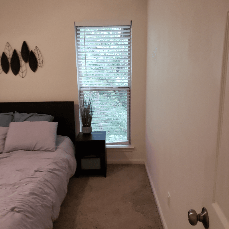 Dallas House: 6050 Melody Ln