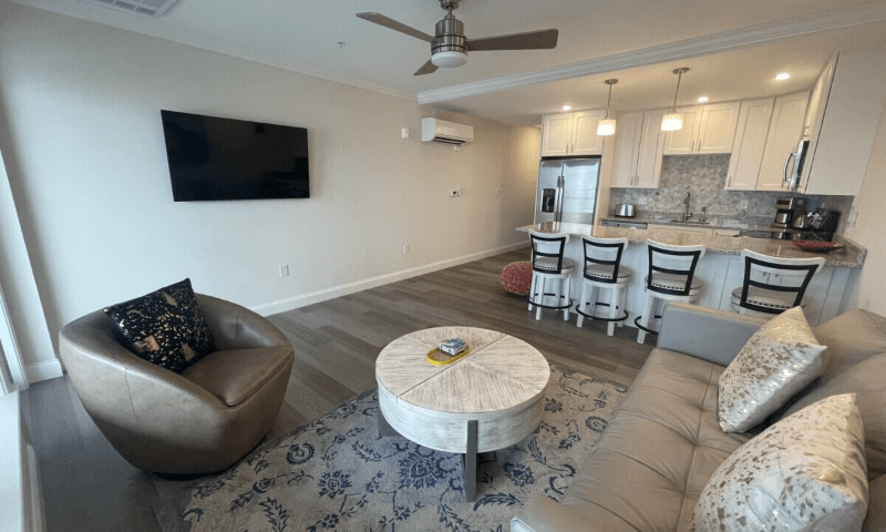 Hampton Condo: 315 Ocean Boulevard