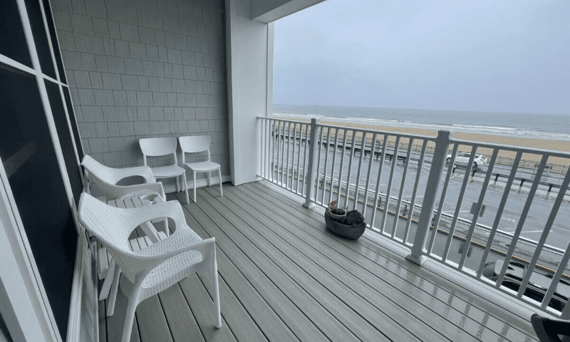Hampton Condo: 315 Ocean Boulevard