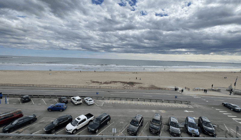 Hampton Condo: 315 Ocean Boulevard