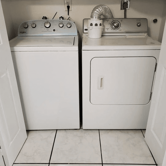 HIALEAH Townhome: 14 w.43