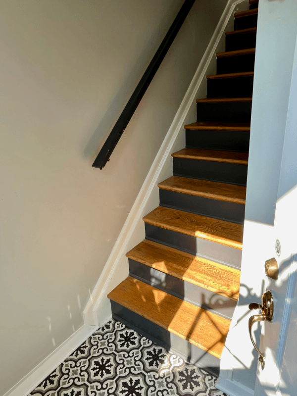 washington Condo: 205 18 ST SE