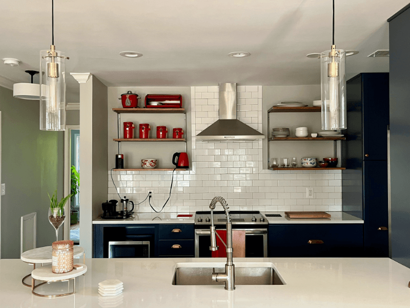 washington Condo: 205 18 ST SE