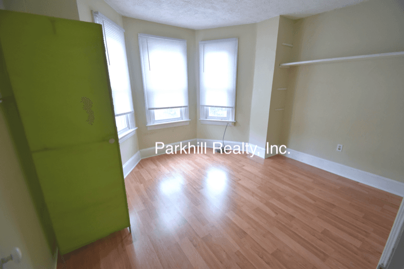 Pen Argyl House: 211 E Pennsylvania Ave