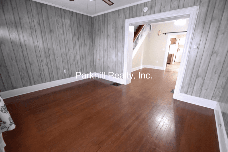 Pen Argyl House: 211 E Pennsylvania Ave