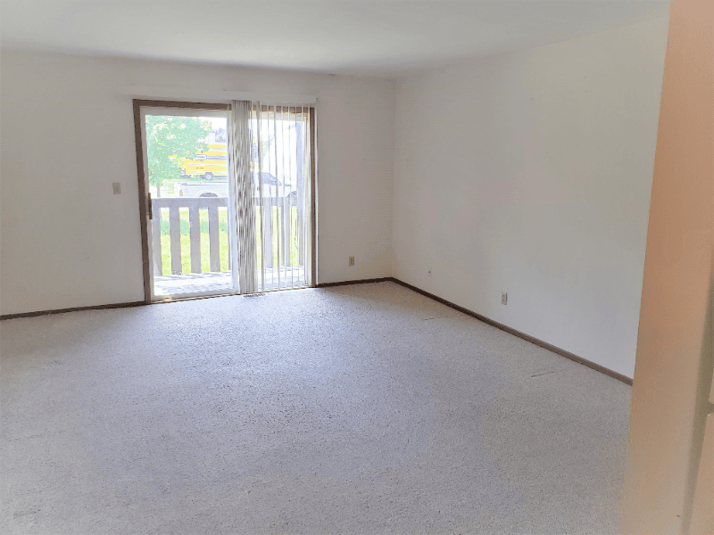 Elkhorn Apartment: 621 N Lincoln St
