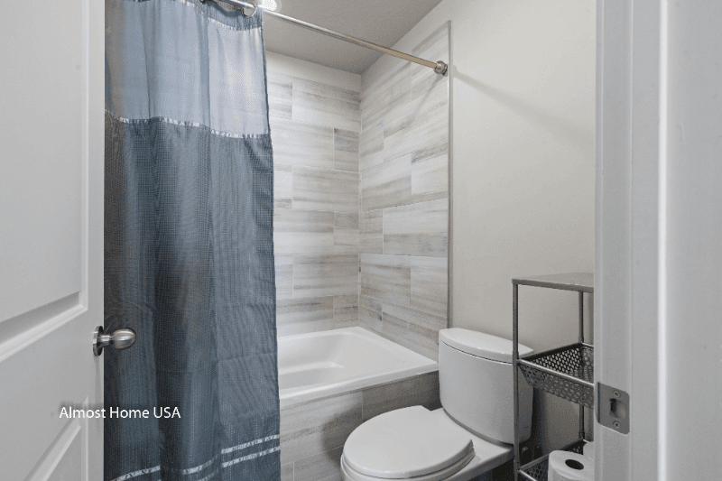 Bluffdale Townhome: 572 Lewski Ln